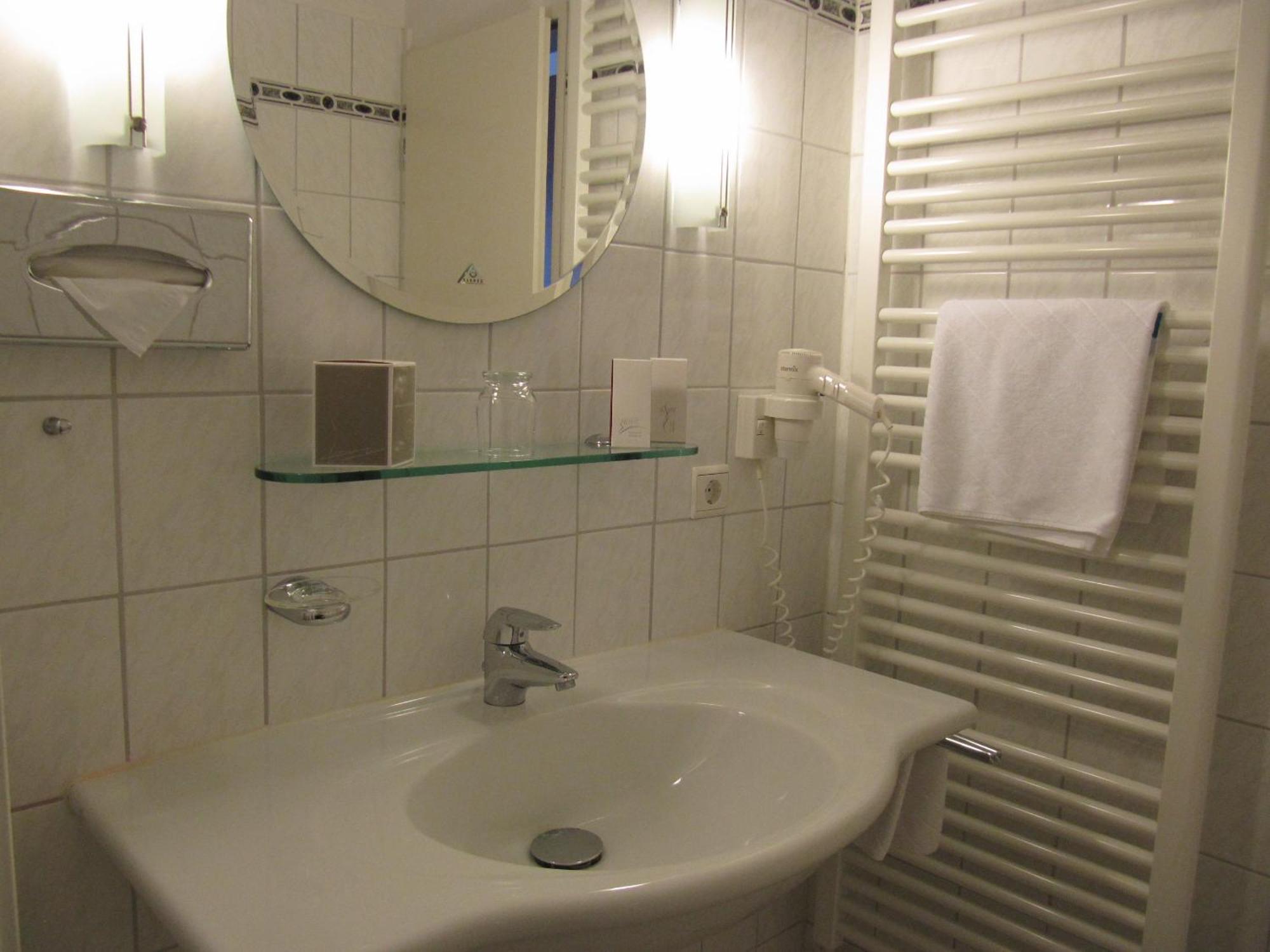 Hotel Pension Marie-Luise, Hotel Garni Bad Bevensen Zimmer foto